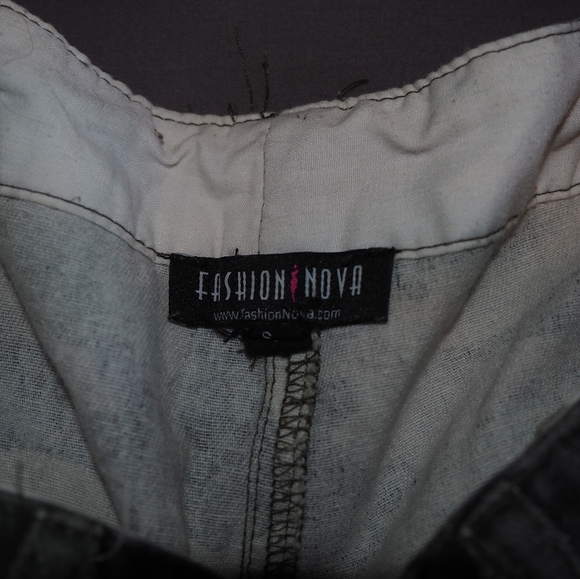 Fashion Nova Camo Pants - Picture 3 of 4